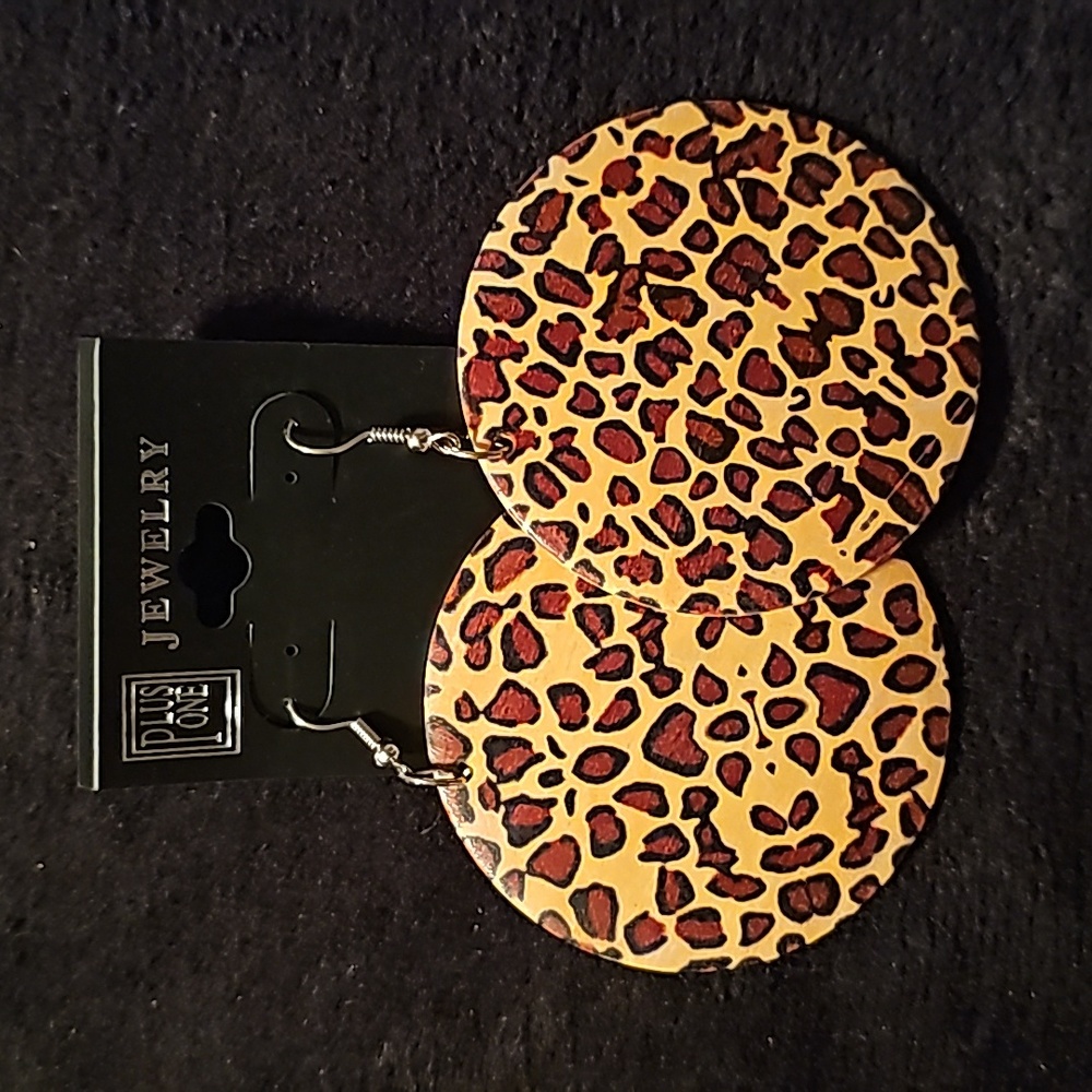 2.5 inch round cheetah earrings